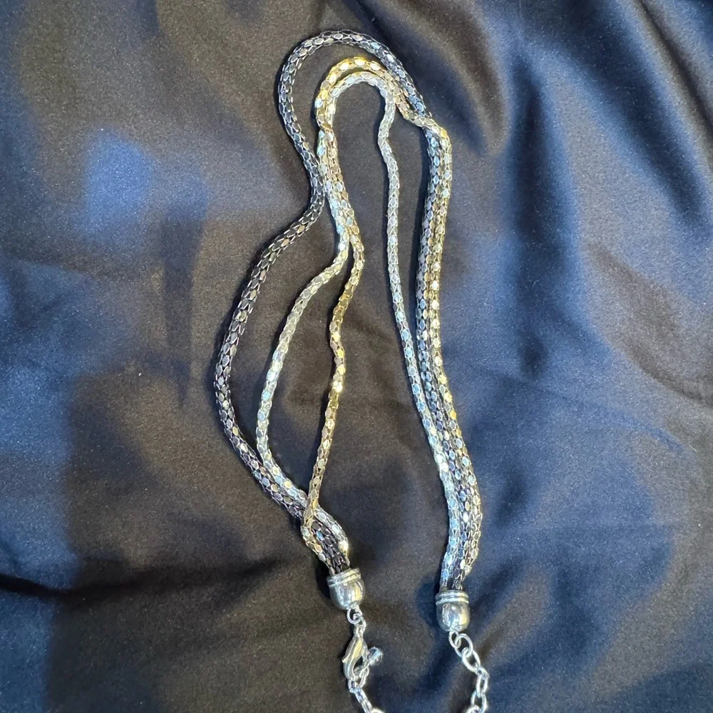 Necklace 3 Strand looks like Gold Silver Platinum. 16 to 20 in adjustabl…